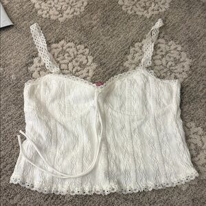 NWOT EDIKTED White Lace Crop Top